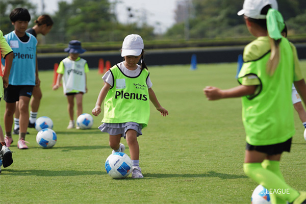 写真：ドリブル練習